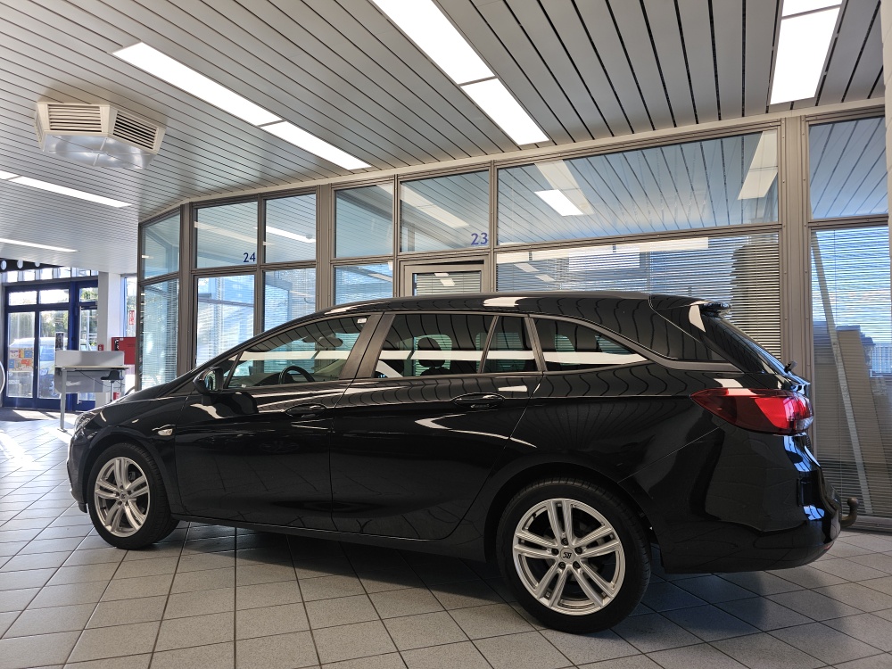 Opel Astra Caravan – Foto 22