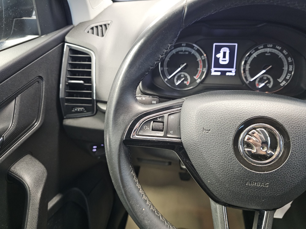 Skoda Karoq – Foto 14