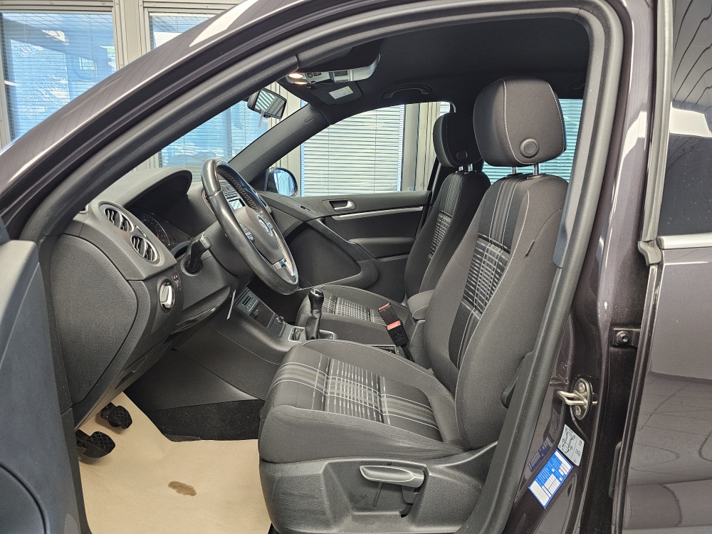 VW Tiguan – Foto 21