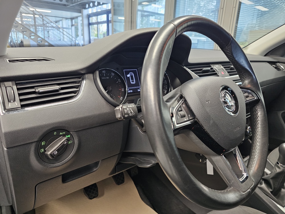 Skoda Octavia Combi – Foto 19