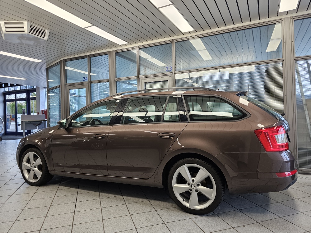 Skoda Octavia Combi – Foto 22