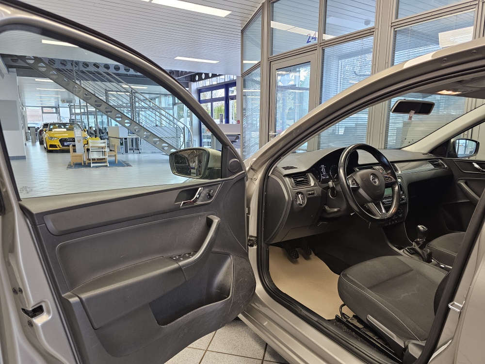 Skoda Rapid Spaceback – Foto 18