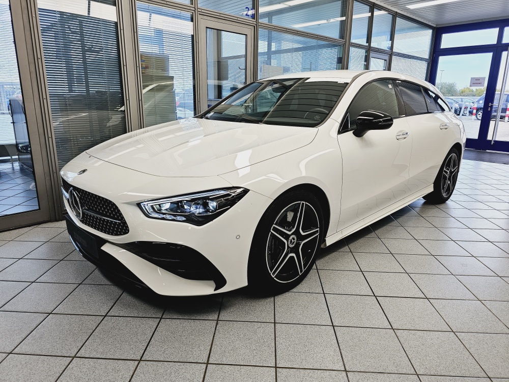 Mercedes-Benz CLA 250 Shooting Brake AMG Line