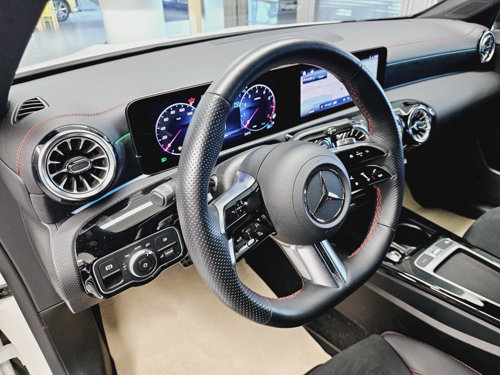 Mercedes-Benz CLA 250 Shooting Brake – Foto 18
