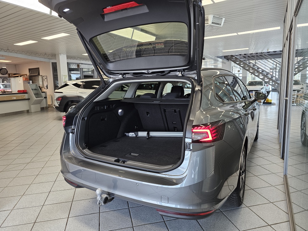 Skoda Superb Combi – Foto 2