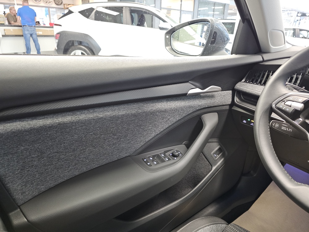 Skoda Superb Combi – Foto 25