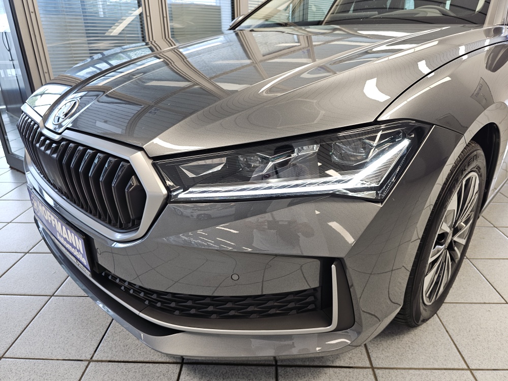 Skoda Superb Combi – Foto 33