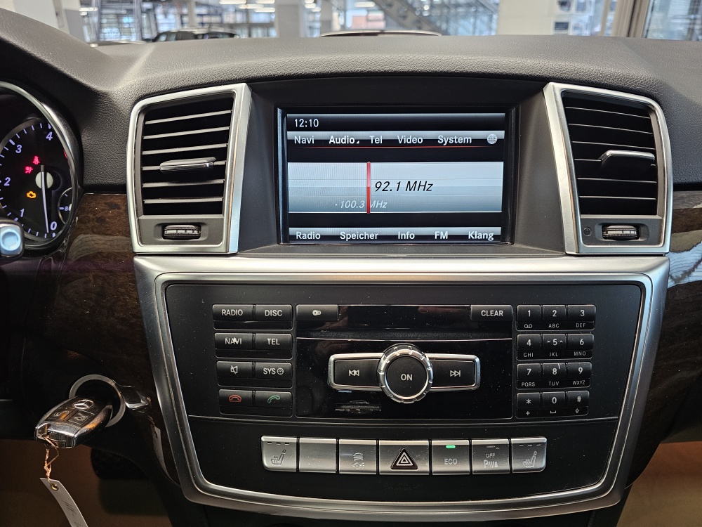 Mercedes-Benz ML 350 – Foto 13