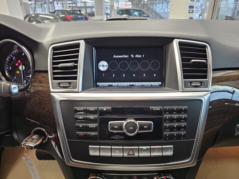 Mercedes-Benz ML 350 – Foto 17