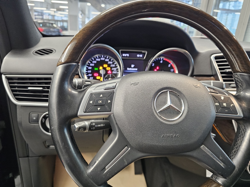 Mercedes-Benz ML 350 – Foto 20