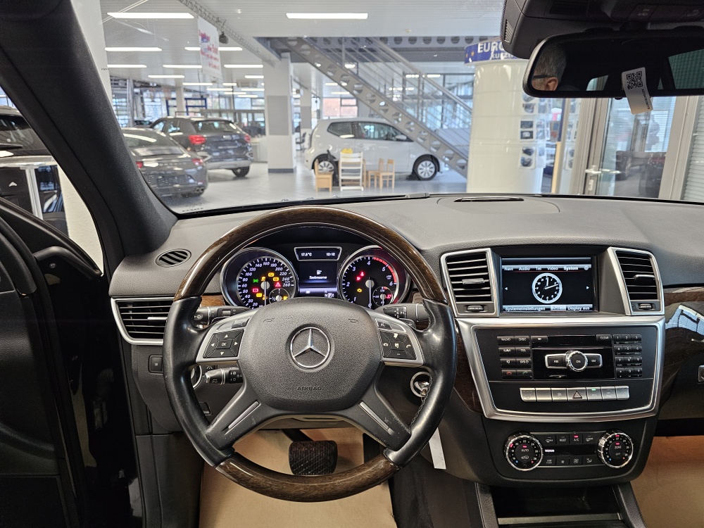 Mercedes-Benz ML 350 – Foto 22