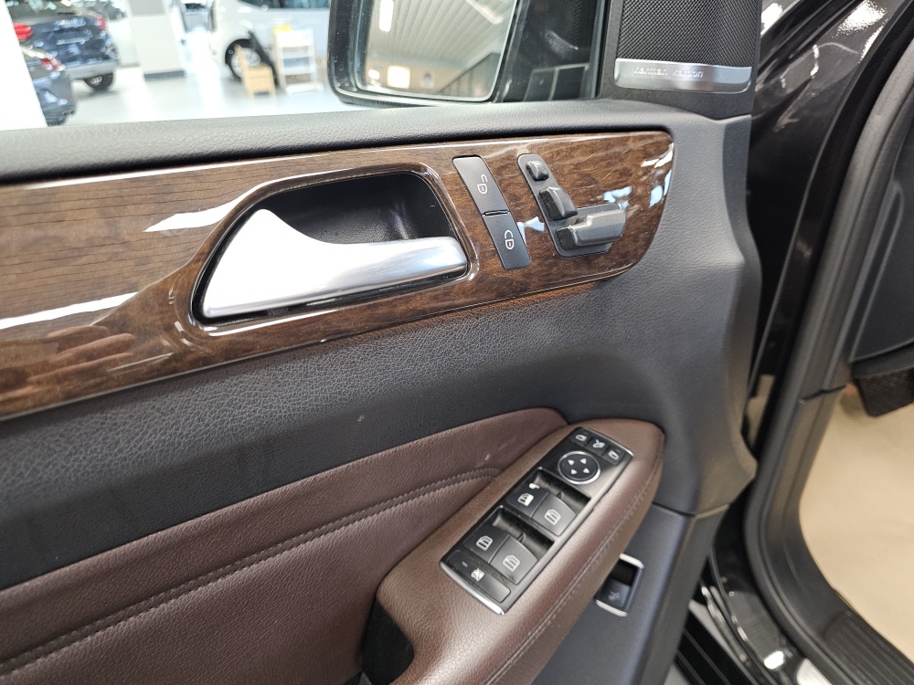 Mercedes-Benz ML 350 – Foto 27