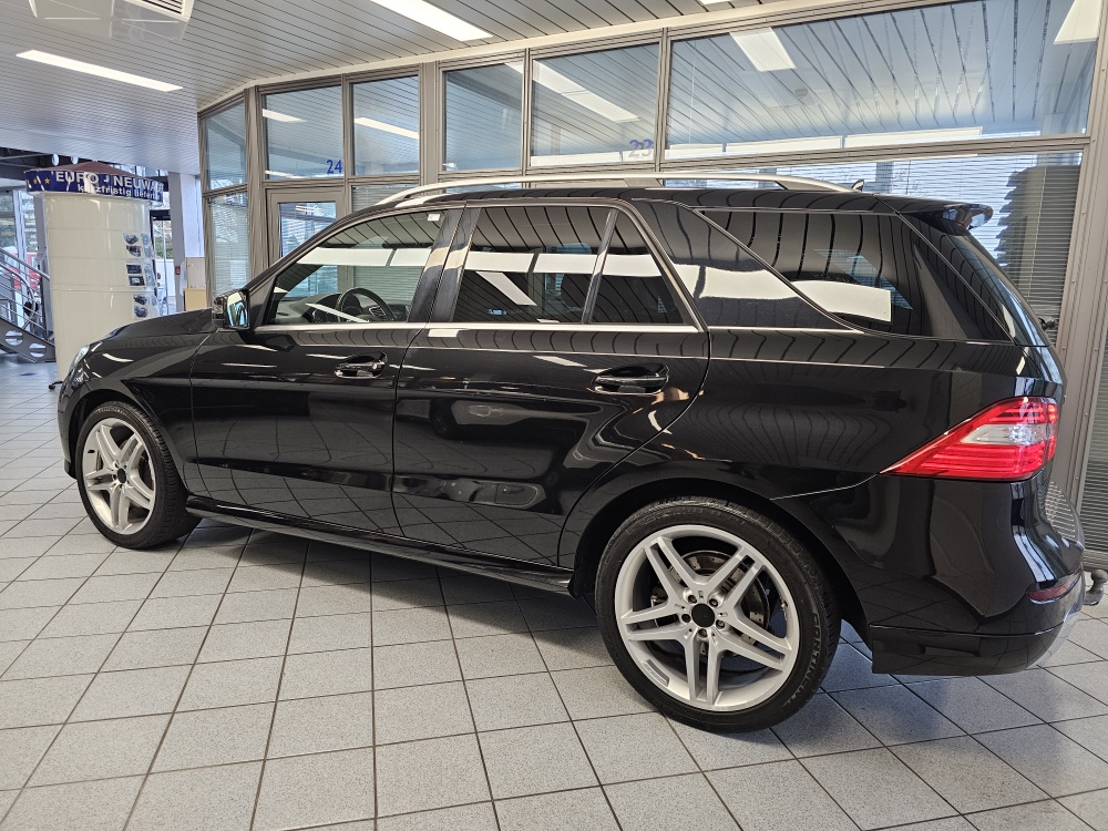 Mercedes-Benz ML 350 – Foto 29