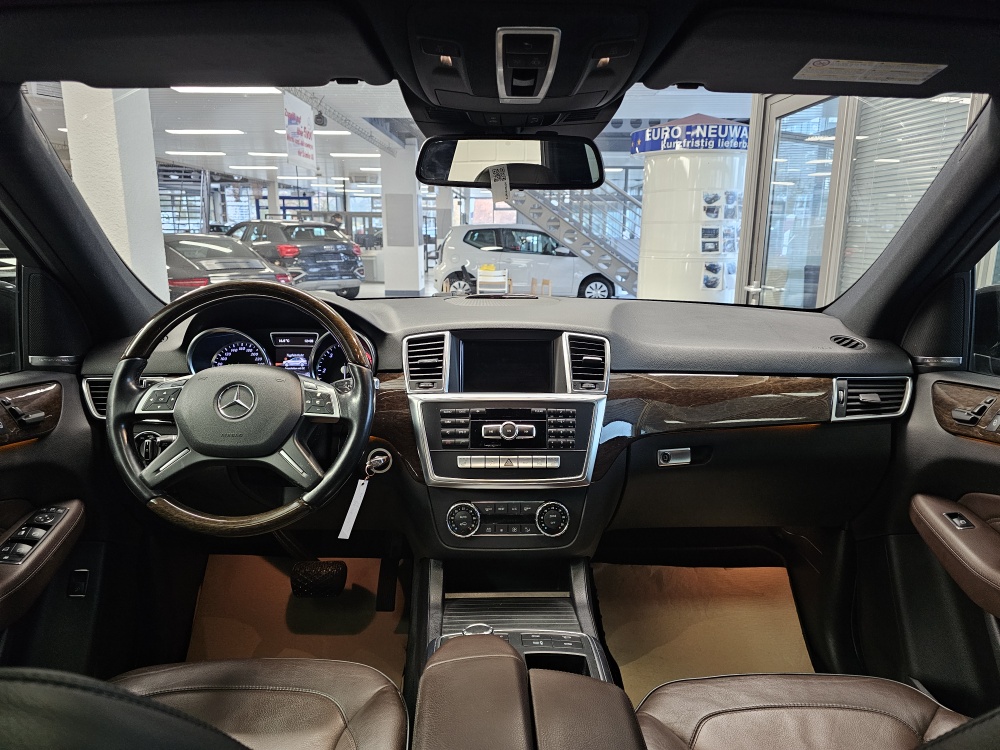 Mercedes-Benz ML 350 – Foto 8