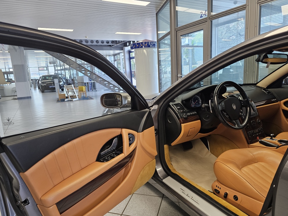Maserati Quattroporte – Foto 18