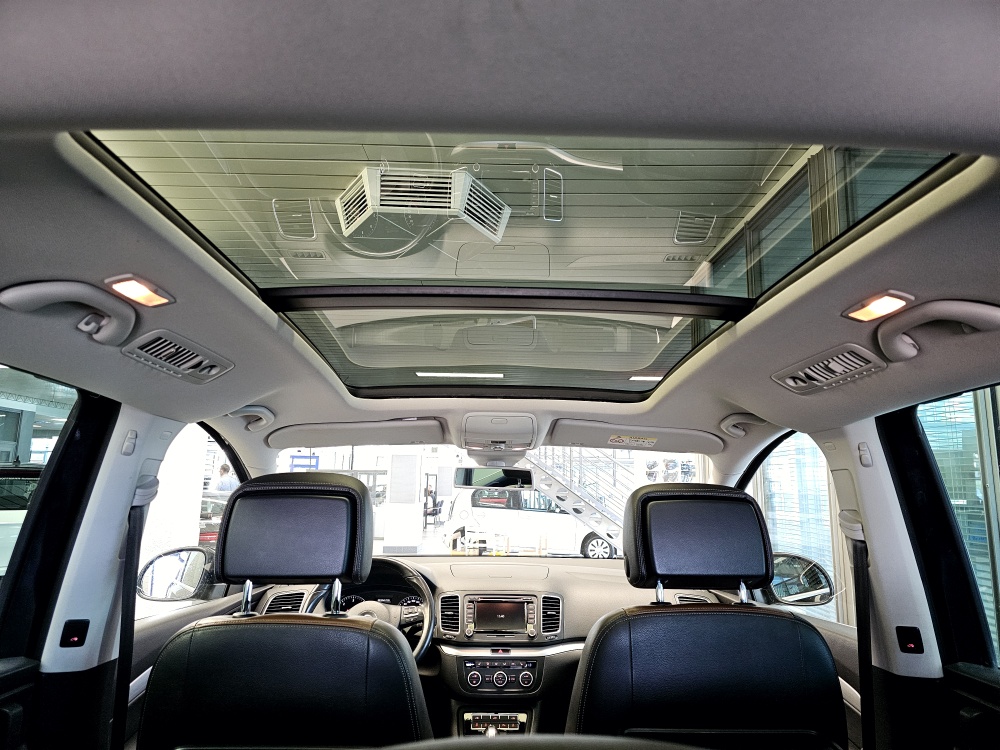 VW Sharan – Foto 10