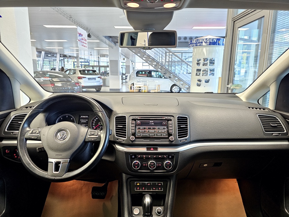VW Sharan – Foto 12
